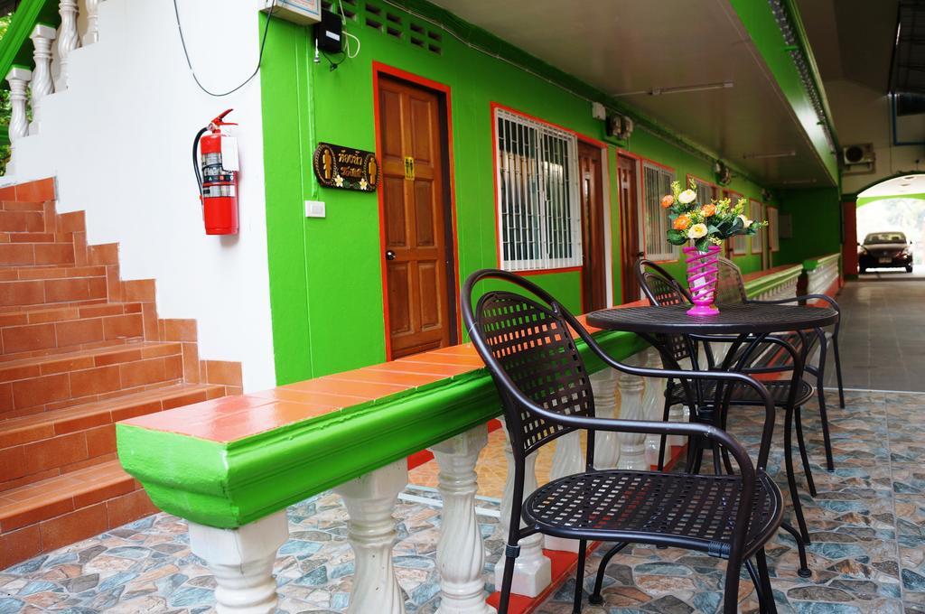 Noble Homestay Чиангмай Экстерьер фото