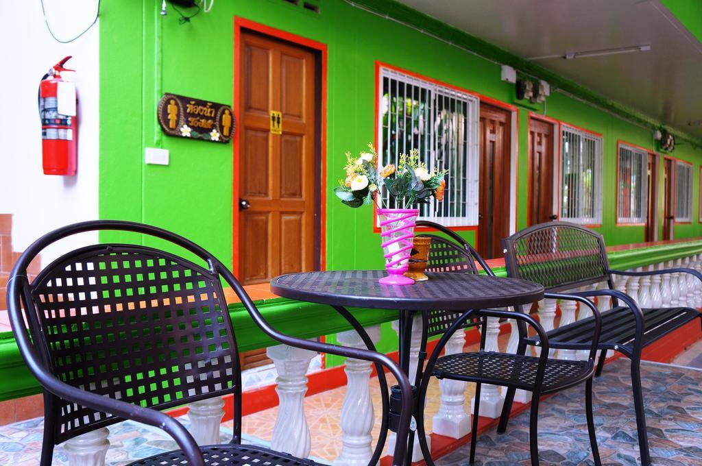 Noble Homestay Чиангмай Экстерьер фото